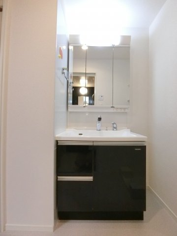 洗面設備　詳細は、RISUMO江坂本店→06-6155-7137まで♪
