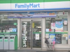 コンビニ　ファミリーマート野田中野台店（コンビニ）まで812m