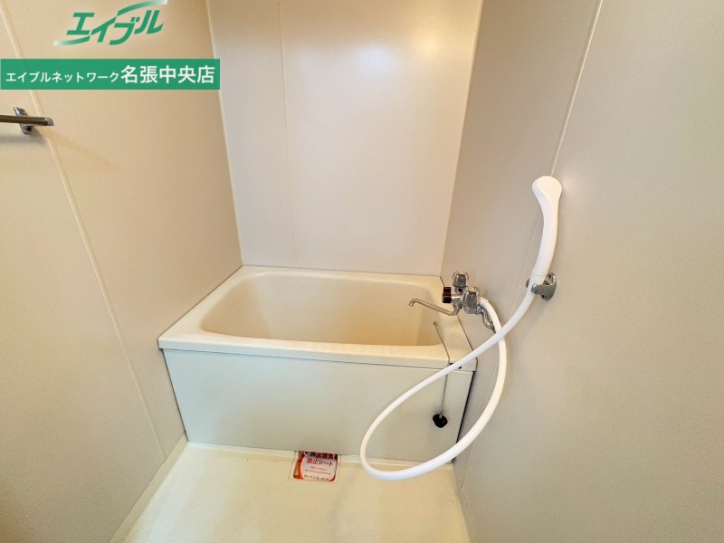 バス・シャワールーム　別部屋参考写真です