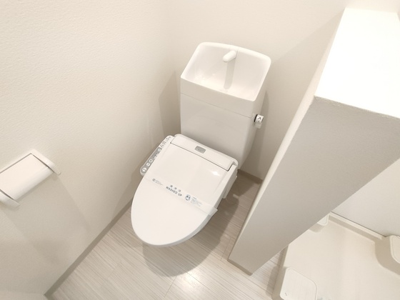 トイレ　※別部屋の写真です