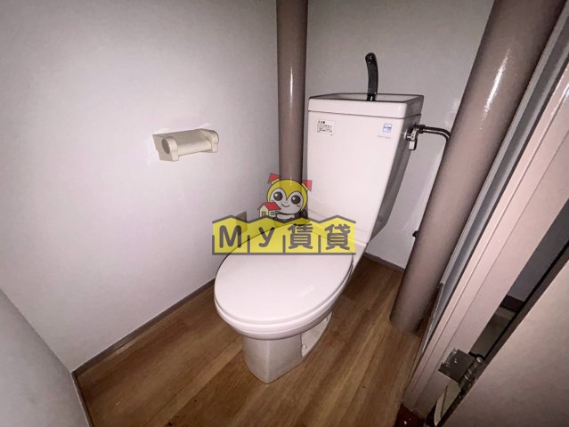 トイレ　ロンシャン金山