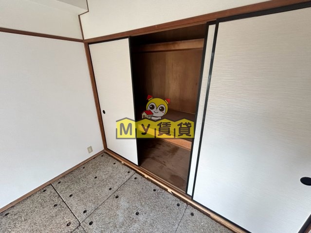 収納　ロンシャン金山