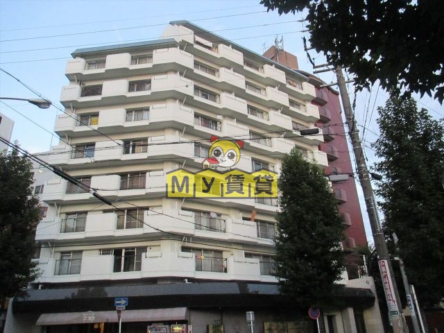 建物外観　ロンシャン金山