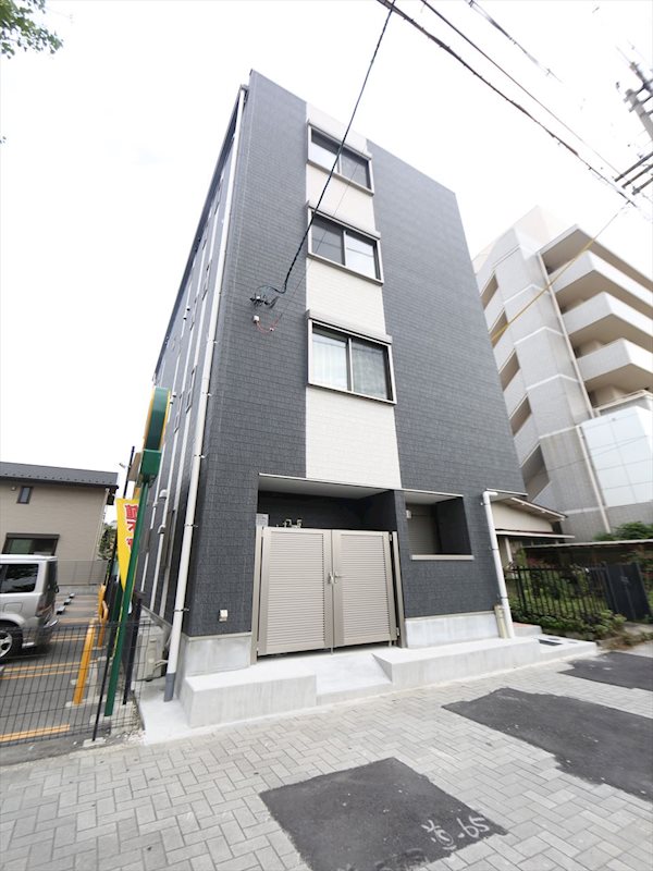 建物外観　外観　オートロック付　宅配ＢＯＸ有り