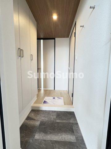 玄関　シンプルで使いやすい玄関です