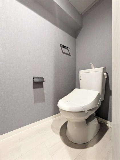 トイレ　別号室写真です