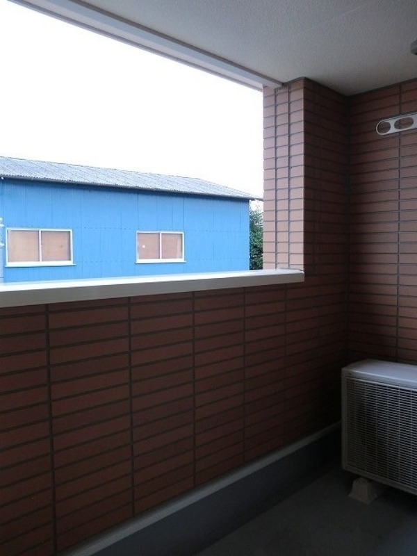 バルコニー　図面と現状に相違がある場合には現状を優先