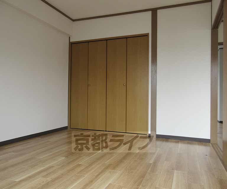 居室・リビング　全室フローリングです！