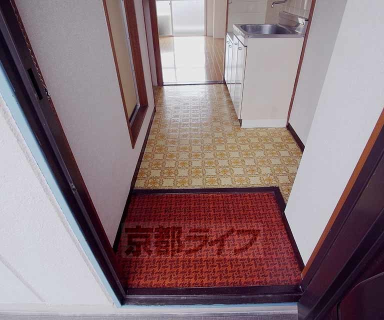 玄関　明るい玄関です。