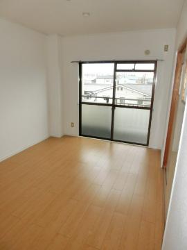 水尾ちとせハイツ　その他　洋室