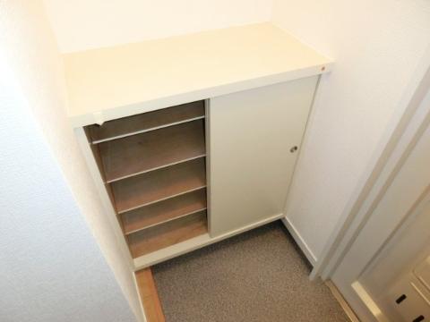 水尾ちとせハイツ　収納　下駄箱
