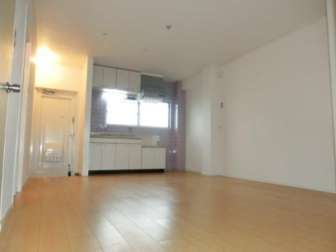 水尾ちとせハイツ　居室・リビング　リビング