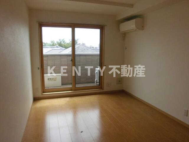 居室・リビング　使いやすい居間です