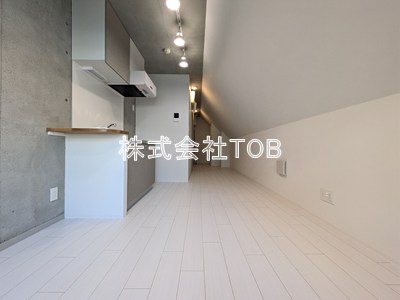 その他部屋・スペース　11帖