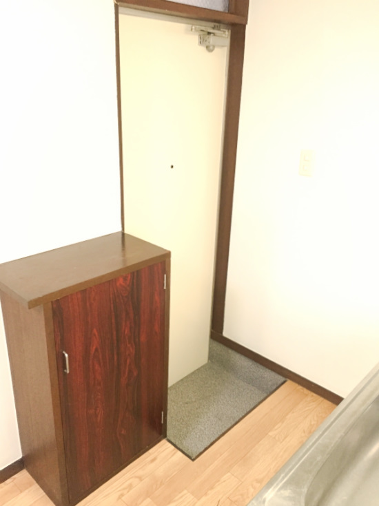 光ハイツの玄関写真