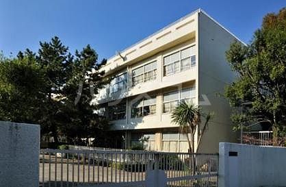 中学校　府中市立府中第六中学校（中学校）まで372m