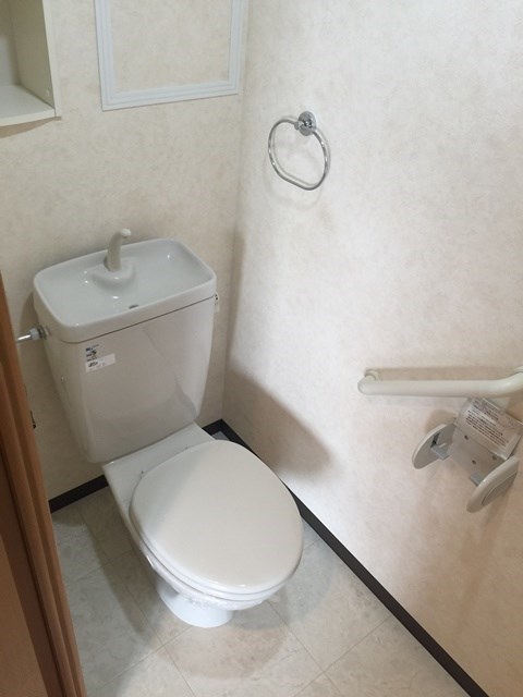 トイレ　トイレもきれいです
