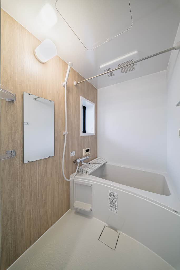 バス・シャワールーム　バスルーム