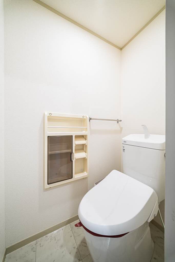 トイレ　トイレ