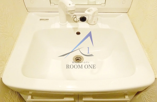 洗面設備　洗面台です。