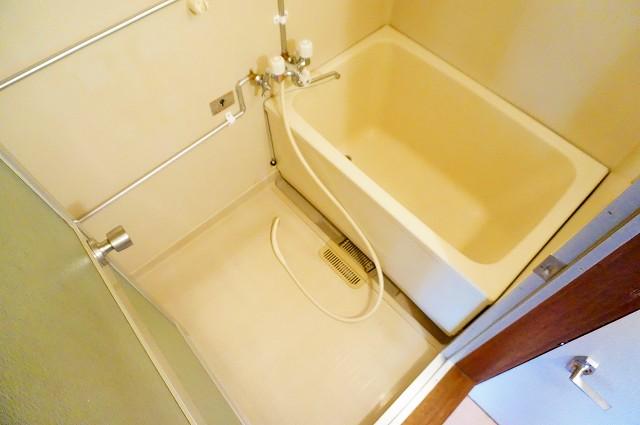 バス・シャワールーム　浴室