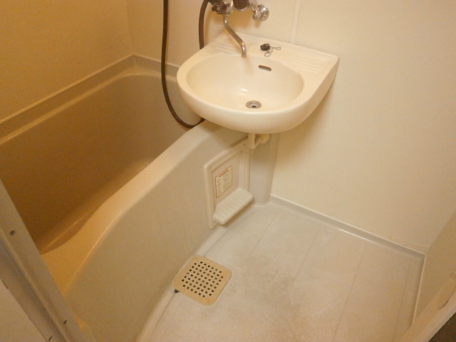 バス・シャワールーム　同型タイプ