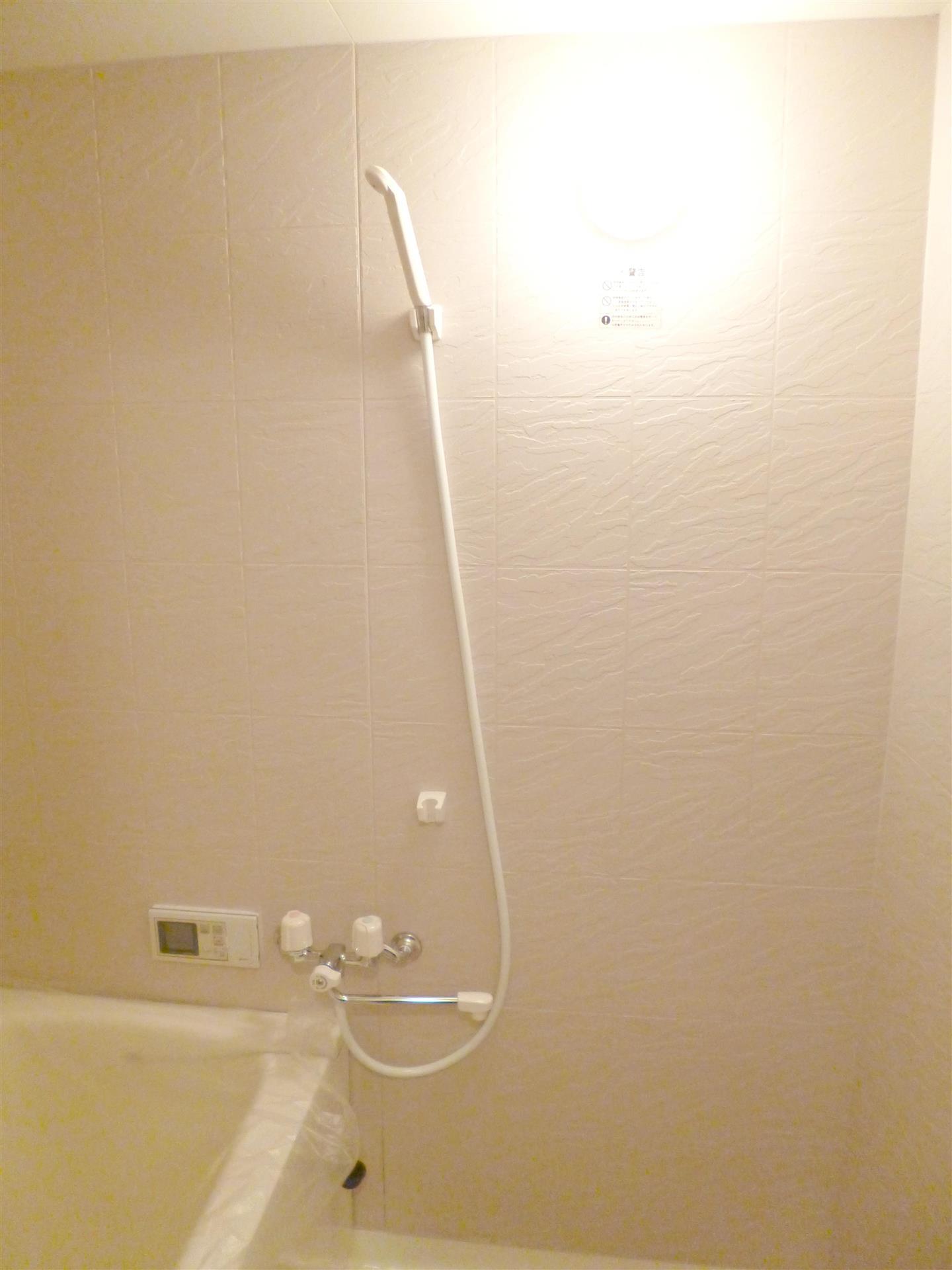 バス・シャワールーム　浴室