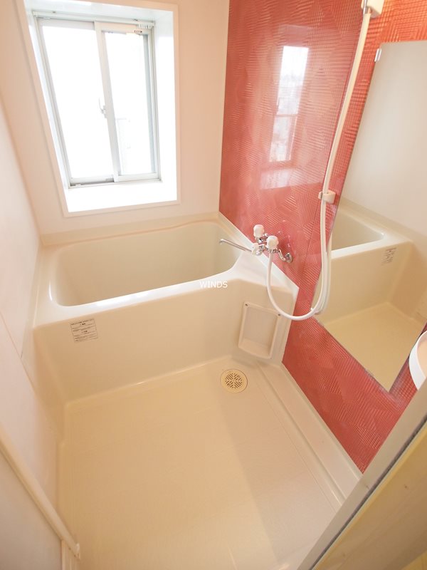 バス・シャワールーム　くつろげるお風呂。