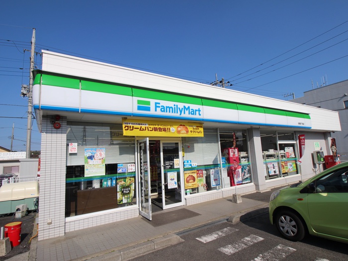 コンビニ　ファミリーマート　相模原下溝店（コンビニ）まで145m
