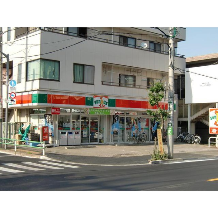 コンビニ　サンクス（コンビニ）まで240m