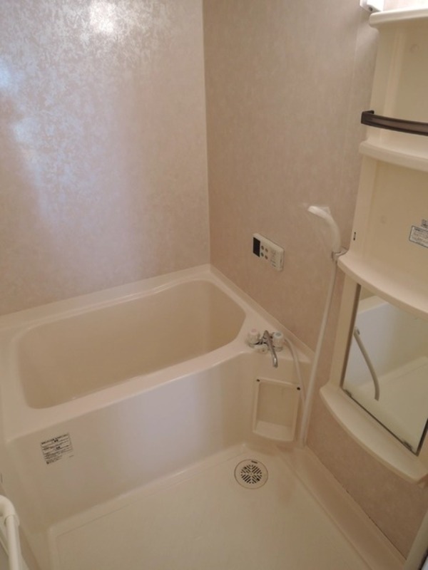 バス・シャワールーム　図面と現状に相違がある場合には現状を優先