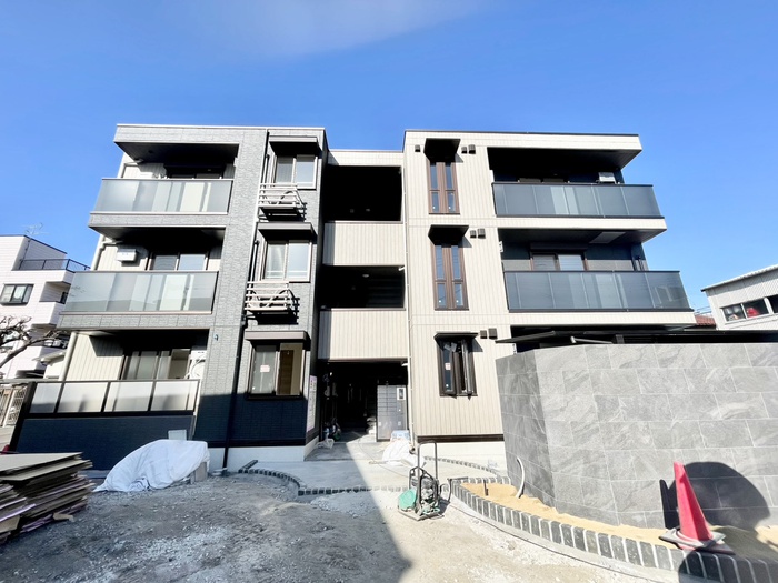 建物外観　建築中