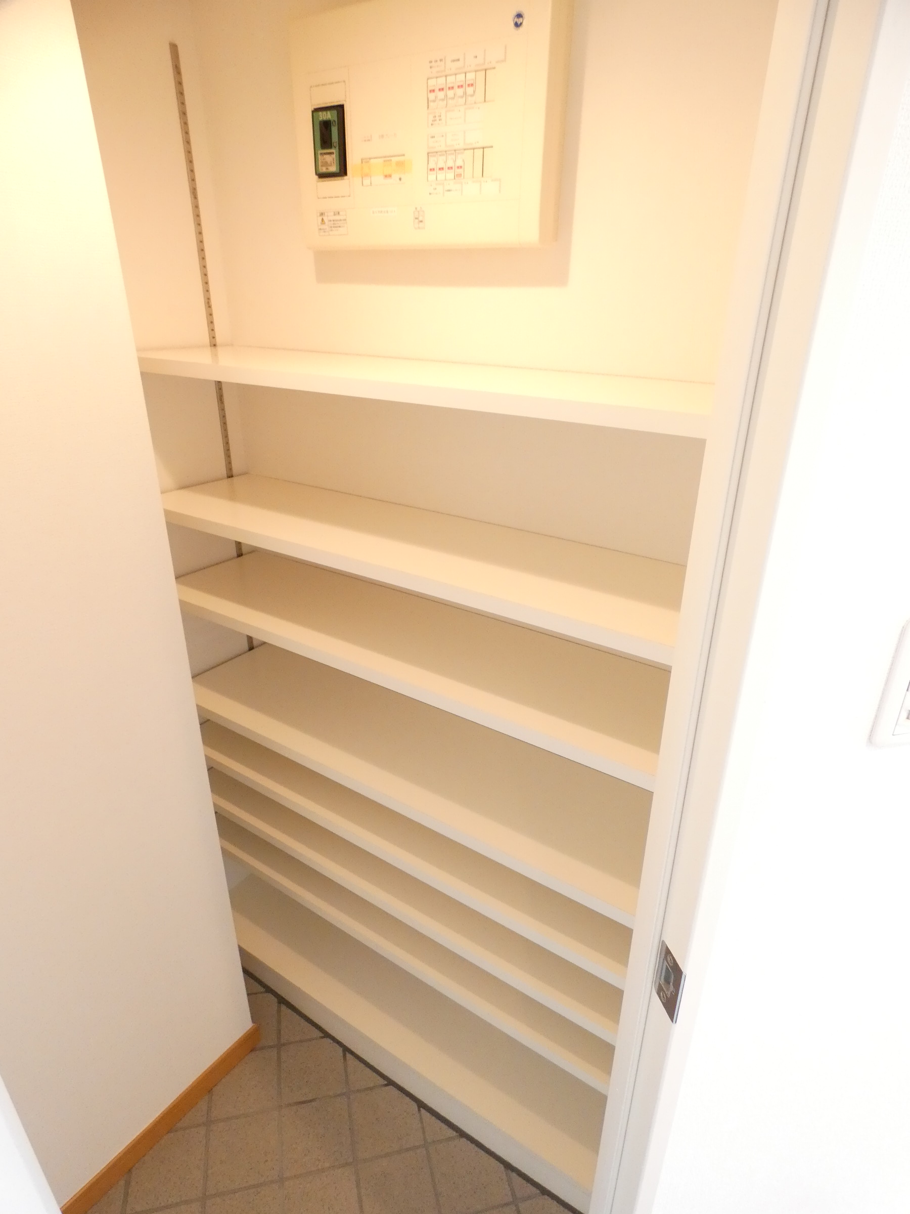 玄関　玄関※別部屋参考写真