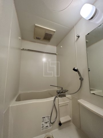 バス・シャワールーム　アーデン谷町　バスルーム