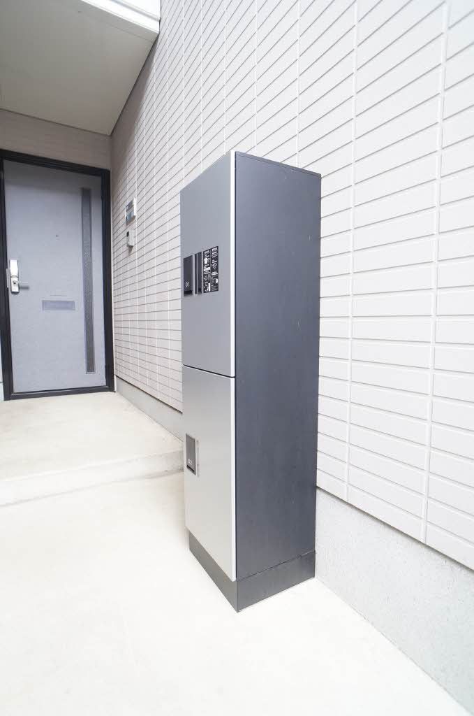 建物外観　宅配ＢＯＸ