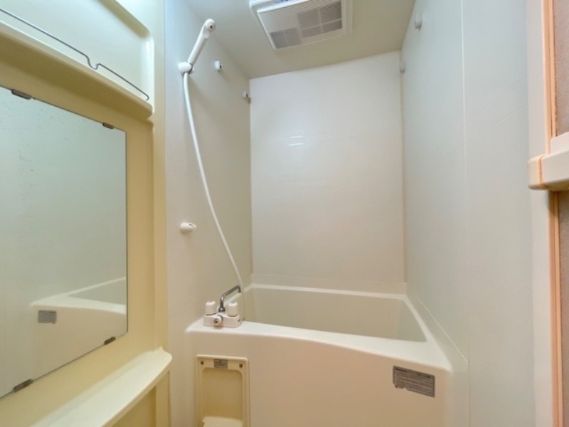 バス・シャワールーム　図面と現状に相違がある場合には現状を優先