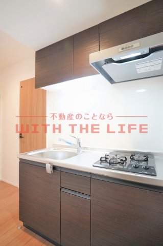 キッチン　コンパクトなキッチンで掃除もラクラク