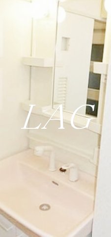 洗面設備　独立洗面台です。