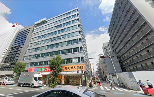 ドラックストア　スギ薬局 堺筋本町店（ドラッグストア）まで447m