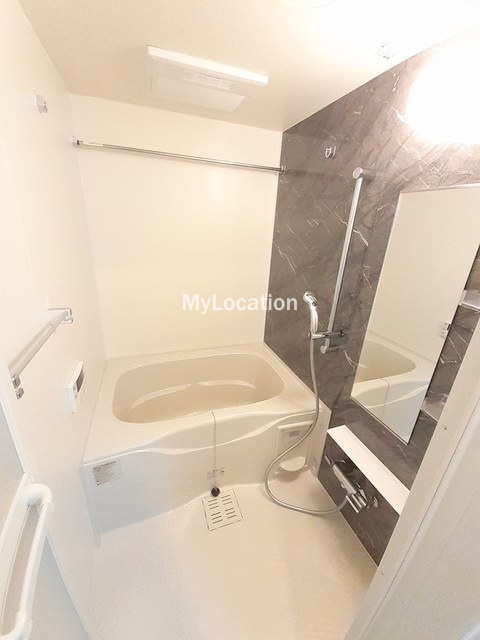 バス・シャワールーム　☆リラックスできるお風呂空間です☆