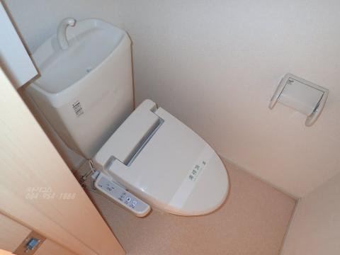 トイレ　シャワー付トイレ