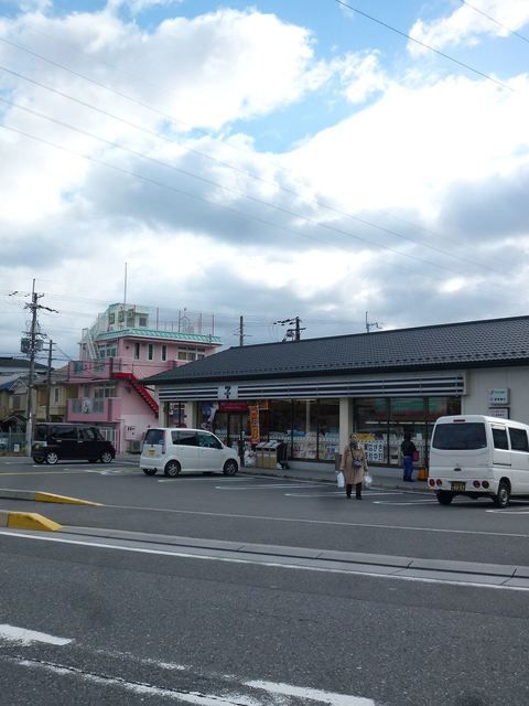 コンビニ　セブンイレブン大津坂本３丁目店（コンビニ）まで1600m