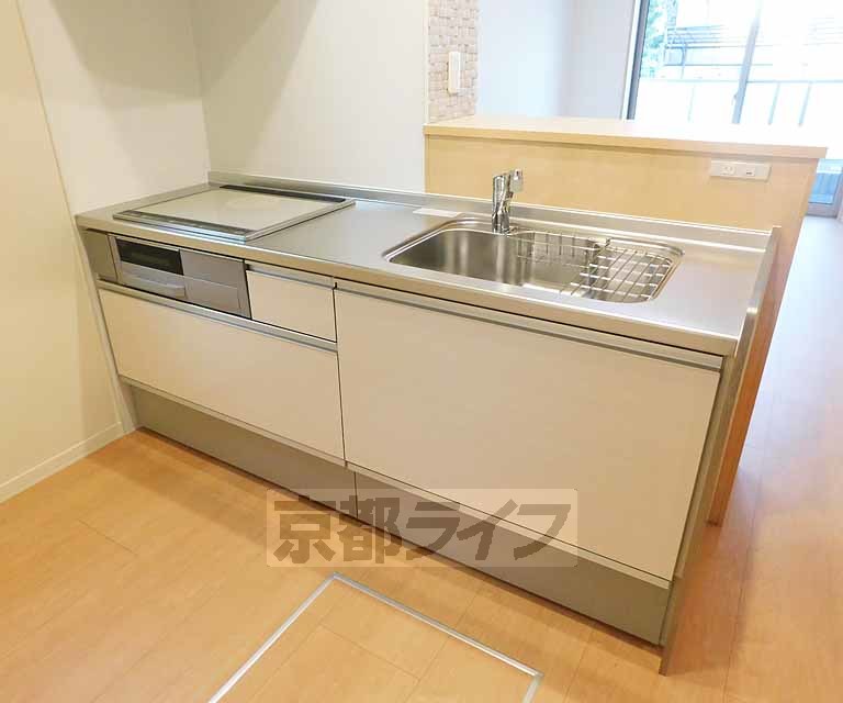 キッチン　優しい色合いのキッチンです。