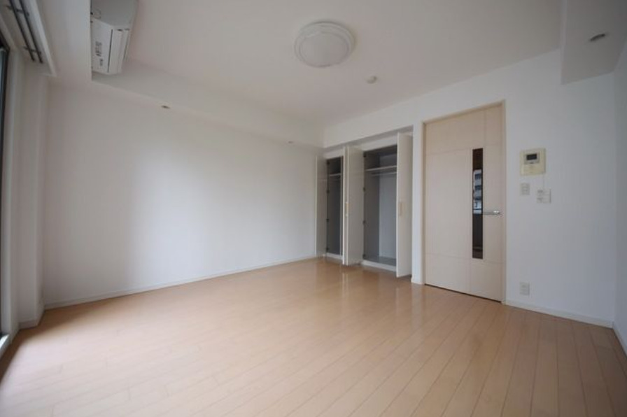 居室・リビング　オーキッドレジデンス神楽坂(反転タイプ参考写真)