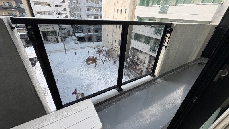 バルコニー　バルコニー