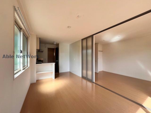 居室・リビング　他部屋イメージ画像