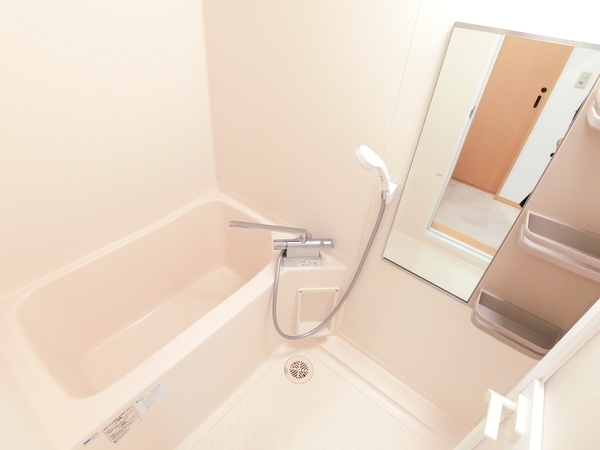 バス・シャワールーム　同一タイプ：備品除く