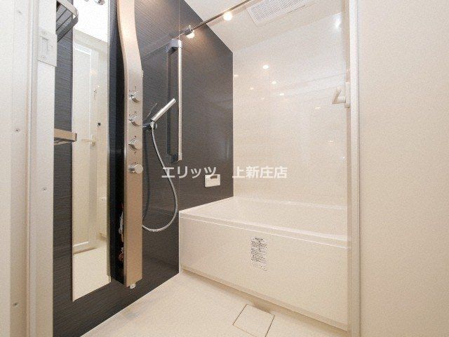 バス・シャワールーム　下駄箱