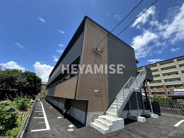 建物外観　※外観パース