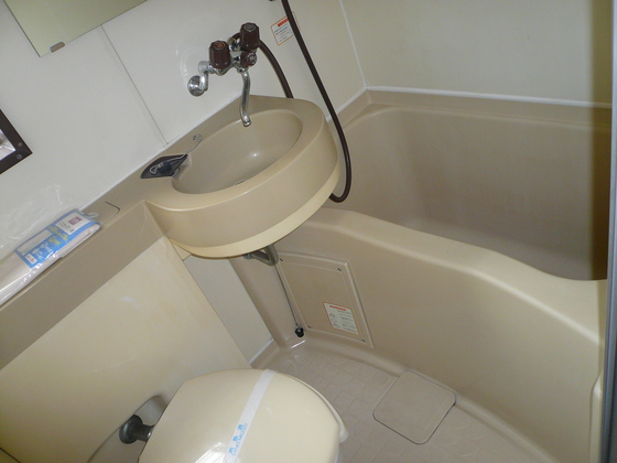 バス・シャワールーム　※別号室の写真です